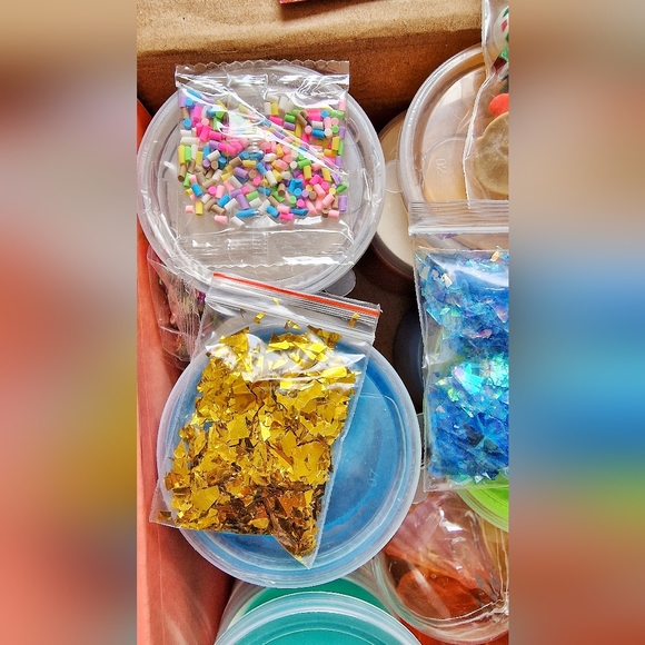 Fluffy Slime Kits for Girls Boys,with Cute Charms Soft Non-Sticky Butter slime - Picture 10 of 12